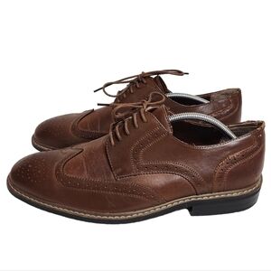 Penguin brown leather wingtip oxfords dress shoes. Men's size 12.